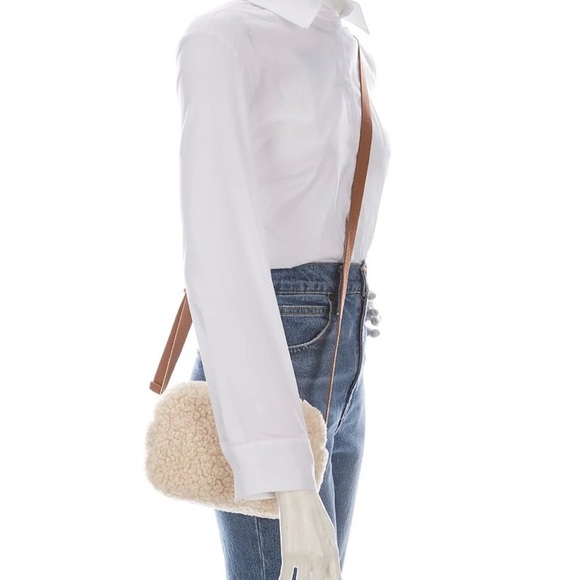 New - UGG Janey II Sherpa Cream Crossbody Bag! - Picture 3 of 13